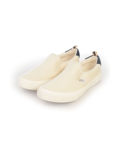 รองเท้า Slip On สีออฟไวท์