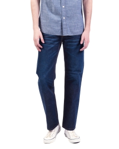 กางเกงยีนส์ทรงขากระบอก