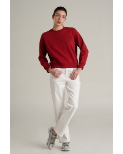 เสื้อสเวตเตอร์ผู้หญิง ทรงเรกูลาร์ (Regular) สีแดงเลือดหมู