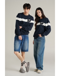 เสื้อสเวตเตอร์ Unisex ทรงเรกูลาร์ (Regular)สีกรมท่า