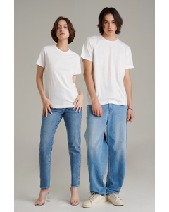 เสื้อยืด Mc Basic Unisex สีขาว