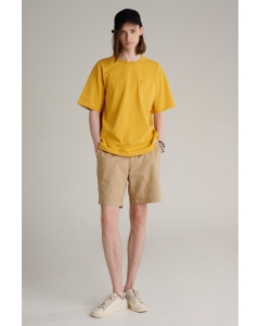 เสื้อยืดแขนสั้นผู้ชาย ทรงโอเวอร์ไซส์ Mc Makoto สีเหลืองมัสตาด
