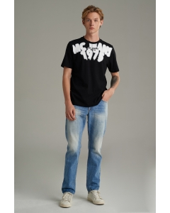 เสื้อยืดผู้ชาย คอกลม สีดำ