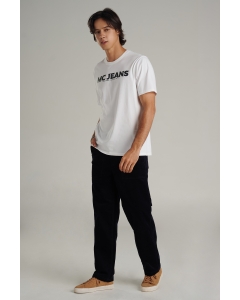 เสื้อยืดแขนสั้นผู้ชาย คอกลม สีขาว