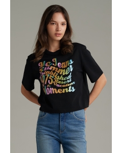 เสื้อยืดผู้หญิง ทรงครอปโอเวอร์ไซส์ คอกลม สีดำ
