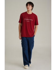 เสื้อยืดแขนสั้นผู้ชาย คอกลม สีแดงเลือดหมู