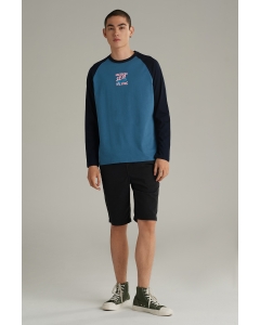 เสื้อยืดแขนยาวผู้ชาย คอกลม สีฟ้าเข้ม