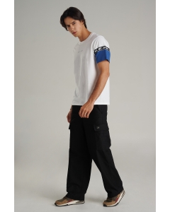 เสื้อยืดแขนสั้นผู้ชาย คอกลม สีขาว