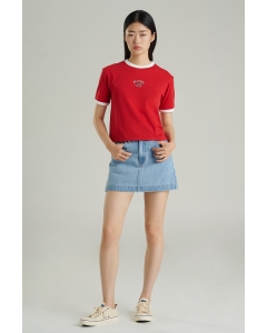 เสื้อยืดผู้หญิง ทรงครอปโอเวอร์ไซส์ คอกลม สีแดง