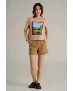 เสื้อยืดแขนยาวผู้หญิง ทรงครอป คอกลม สีครีม (The Journey Collection – เดอะ เจอร์นี่)